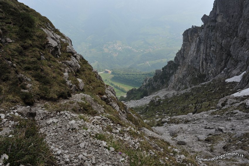 089 Sentiero dell Amicizia Monte Alben La Croce.JPG